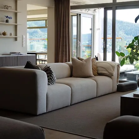 Luxury Penthouse In The Heart Of The Appartamento Bergen